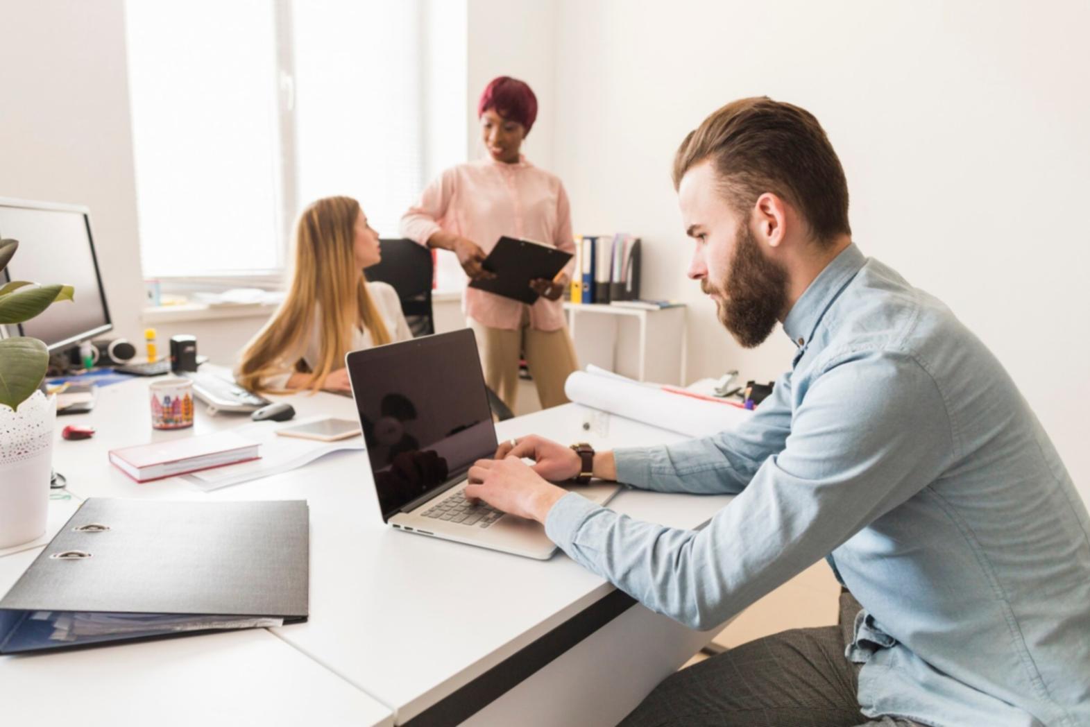 Процес аналізу ринкових даних під час практичного заняття