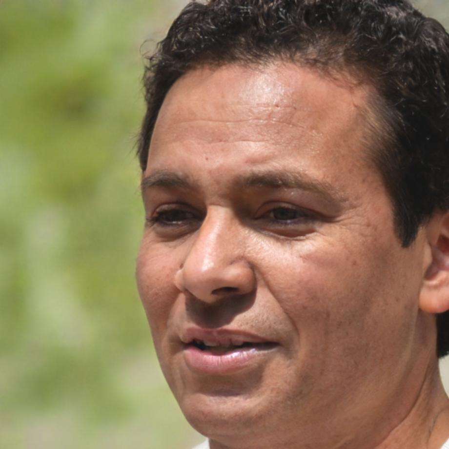 Портрет Андрія Коваленка, аналітика